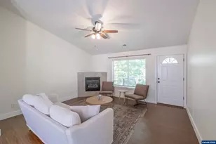 122 Weldwood Dr, Lebanon, OR 97355 - Photo 13