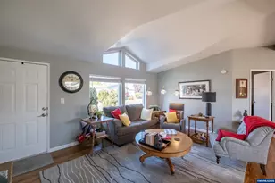 610 Vaughan #63 Ln, Lebanon, OR 97355 - Photo 3