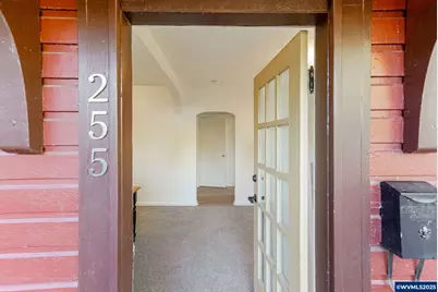 255 Owens St S, Salem, OR 97302 - Photo 5