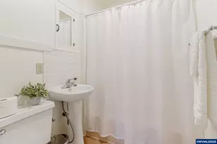 255 Owens St S, Salem, OR 97302 - Photo 23