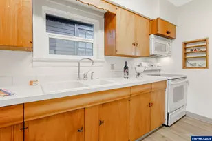 255 Owens St S, Salem, OR 97302 - Photo 15