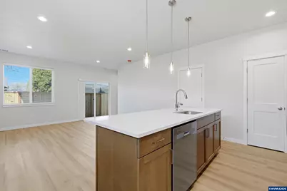 235 SE Jensen Av, Corvallis, OR 97333 - Photo 5