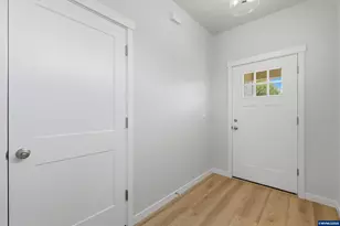 235 SE Jensen Av, Corvallis, OR 97333 - Photo 3