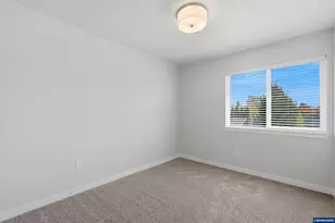 235 SE Jensen Av, Corvallis, OR 97333 - Photo 11