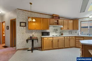 2120 Robins Ln SE, Salem, OR 97306 - Photo 21