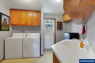 2120 Robins Ln SE, Salem, OR 97306 - Photo 33