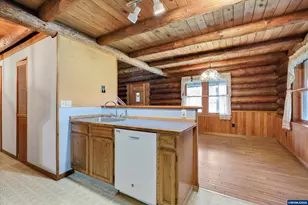 3805 Briar Knob Lp NE, Scotts Mills, OR 97375 - Photo 17