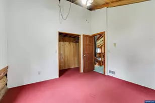 3805 Briar Knob Lp NE, Scotts Mills, OR 97375 - Photo 19
