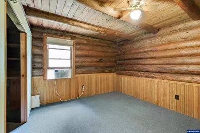 3805 Briar Knob Lp NE, Scotts Mills, OR 97375 - Photo 15