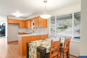 1150 Linnwood Dr NE, Albany, OR 97322 - Photo 9