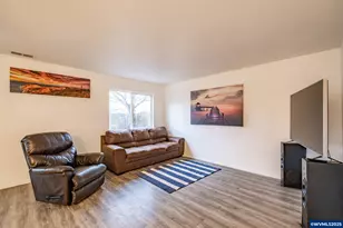 1881 Becca Ct, Albany, OR 97322 - Photo 3