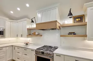 201 Jerome Av, Silverton, OR 97381 - Photo 13