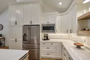 201 Jerome Av, Silverton, OR 97381 - Photo 15