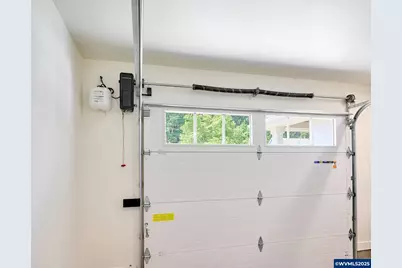 201 Jerome Av, Silverton, OR 97381 - Photo 31