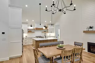 201 Jerome Av, Silverton, OR 97381 - Photo 9