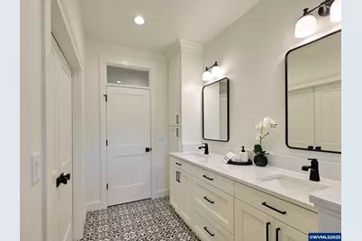 201 Jerome Av, Silverton, OR 97381 - Photo 21