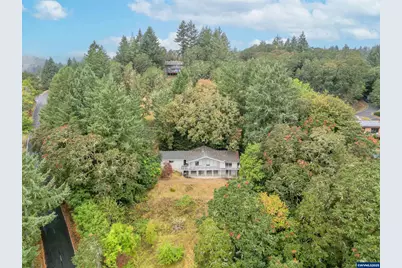 7885 NW Ridgewood Dr, Corvallis, OR 97330 - Photo 39