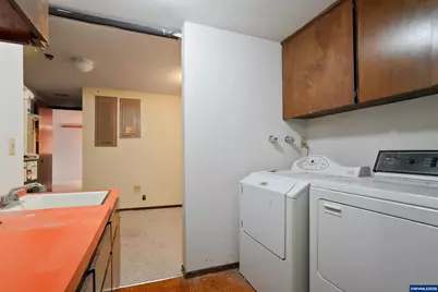 7885 NW Ridgewood Dr, Corvallis, OR 97330 - Photo 33