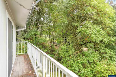 7885 NW Ridgewood Dr, Corvallis, OR 97330 - Photo 17