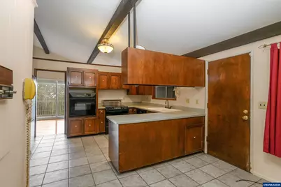 7885 NW Ridgewood Dr, Corvallis, OR 97330 - Photo 11