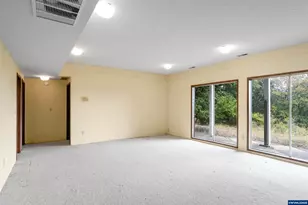 7885 NW Ridgewood Dr, Corvallis, OR 97330 - Photo 27