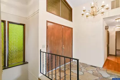 7885 NW Ridgewood Dr, Corvallis, OR 97330 - Photo 3