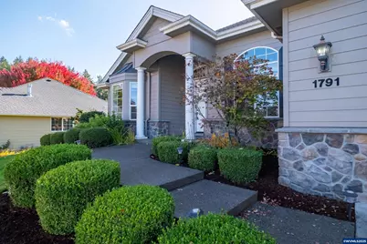 1791 NW Horseshoe Lake Cir, Albany, OR 97321 - Photo 3