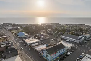 443 SW 7th St, Newport, OR 97365 - Photo 23