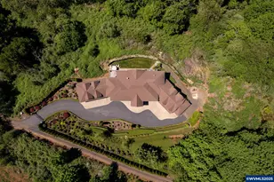 5230 Eola Dr NW, Salem, OR 97304 - Photo 49