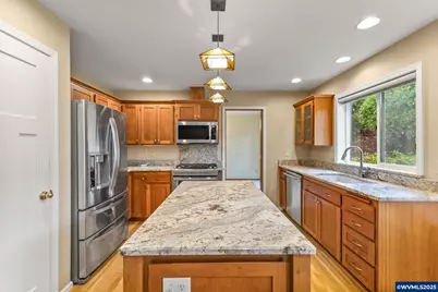 4754 NW Jeanice Pl, Corvallis, OR 97330 - Photo 9