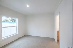 3223 Comber Ct NE, Salem, OR 97305 - Photo 17