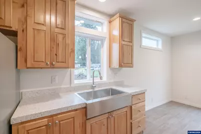 3223 Comber Ct NE, Salem, OR 97305 - Photo 11