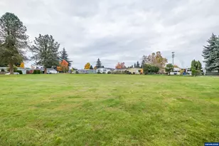 3223 Comber Ct NE, Salem, OR 97305 - Photo 33