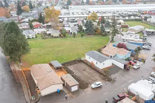 3223 Comber Ct NE, Salem, OR 97305 - Photo 39