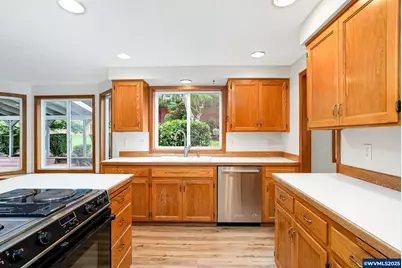 5561 Springwood Av SE, Salem, OR 97306 - Photo 17