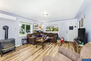 456 N Log Cabin St, Independence, OR 97351 - Photo 7