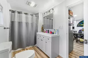 456 N Log Cabin St, Independence, OR 97351 - Photo 13