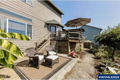 741 Van Buren Dr NW, Salem, OR 97304 - Photo 19