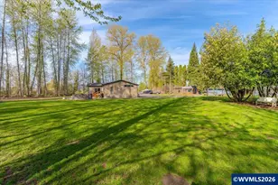 37734 River Dr, Lebanon, OR 97355 - Photo 33