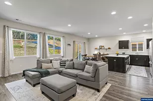 2988 Christina St NW, Salem, OR 97304 - Photo 13