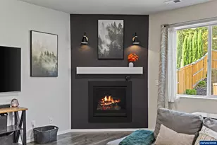 2988 Christina St NW, Salem, OR 97304 - Photo 9