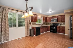 2435 Tynel Ct NE, Keizer, OR 97303 - Photo 9