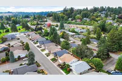 1882 Woodstock Cir NW, Salem, OR 97304 - Photo 25