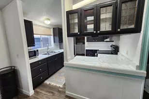 31919 N Lake Creek (Unit 35 ) Dr, Tangent, OR 97389 - Photo 9