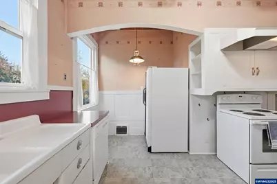 38808 N Main St, Scio, OR 97374 - Photo 21