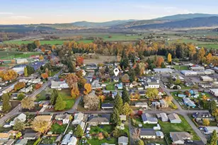 38808 N Main St, Scio, OR 97374 - Photo 47
