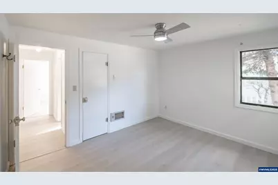 875 S 5th St, Lebanon, OR 97355 - Photo 21