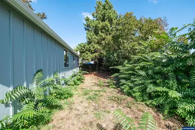 875 S 5th St, Lebanon, OR 97355 - Photo 27