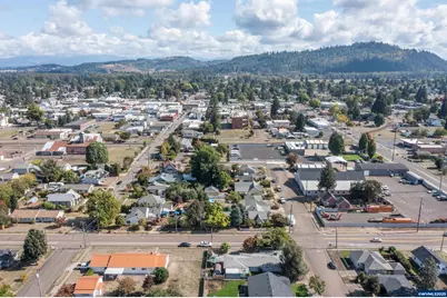 875 S 5th St, Lebanon, OR 97355 - Photo 35