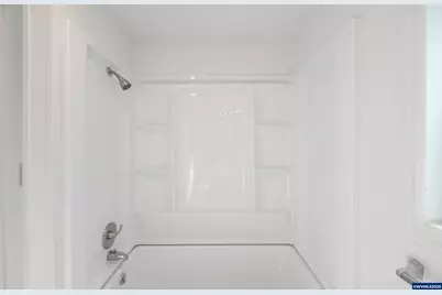 875 S 5th St, Lebanon, OR 97355 - Photo 19